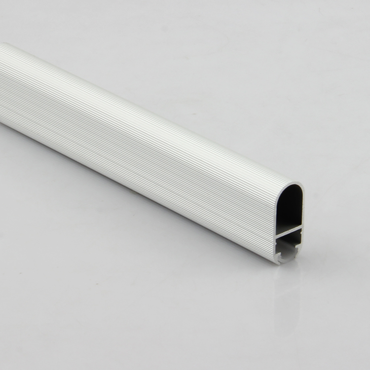 بروفيل انارة اوفال للملابس 2 متر